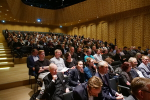  Im kleinen Saal der Elbphilharmonie nahmen 350 Architekten und Ingenieure platz 