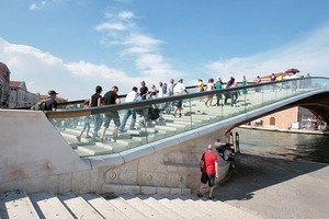  Schade, steht nicht in Deutschland: Ponte della Costituzione (2008) in Venedig von S. Calatrava 
