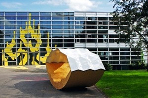  AKA-Wippe auf dem Gelände der Akademie der Bildenden Künste Stuttgart 